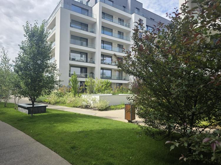 Apartament cu 2 camere decomandat în Băneasa