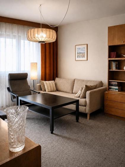 Apartament cu 4 camere decomandat în Iancului