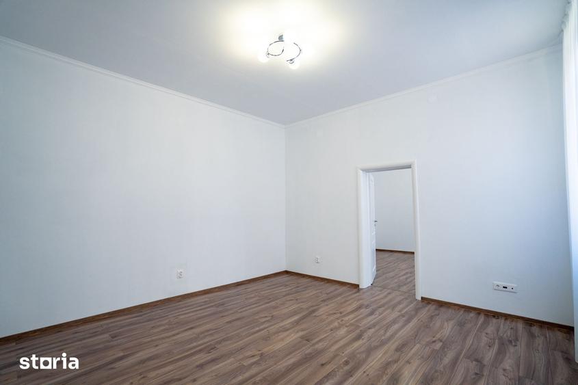 Casă cu 2 camere cu Teren 50 Mp în Sânmartin