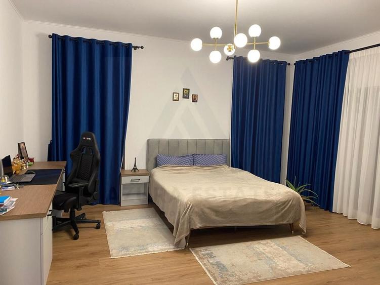 Casă individuală cu 5 camere cu Canalizare în Cisnădioara