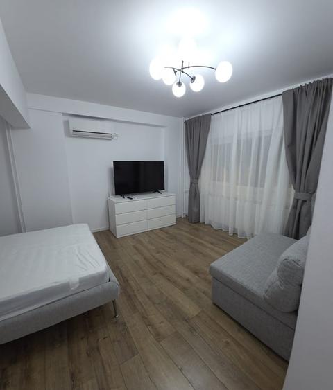 Garsonieră decomandată în Brâncoveanu