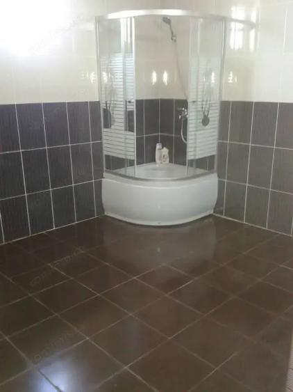 Casă cu 6 camere în Rânca