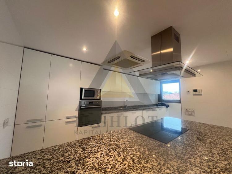 Apartament cu 4 camere în Aviatorilor