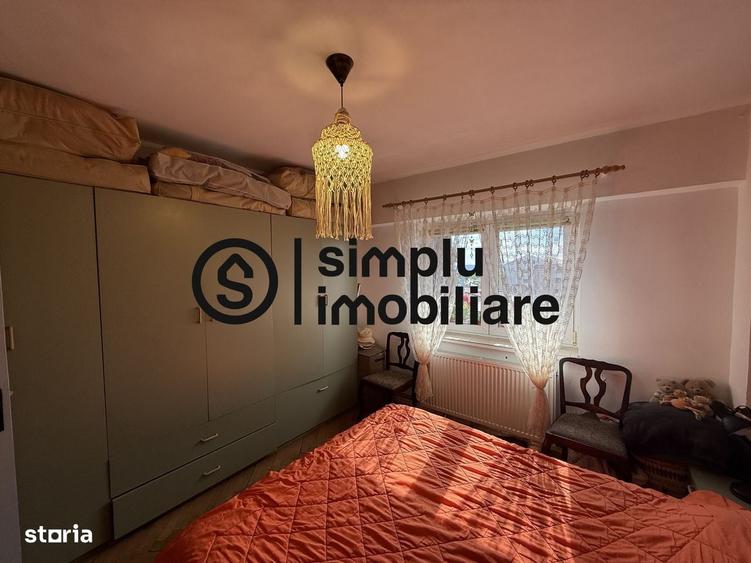 Apartament cu 3 camere decomandat în Sărari
