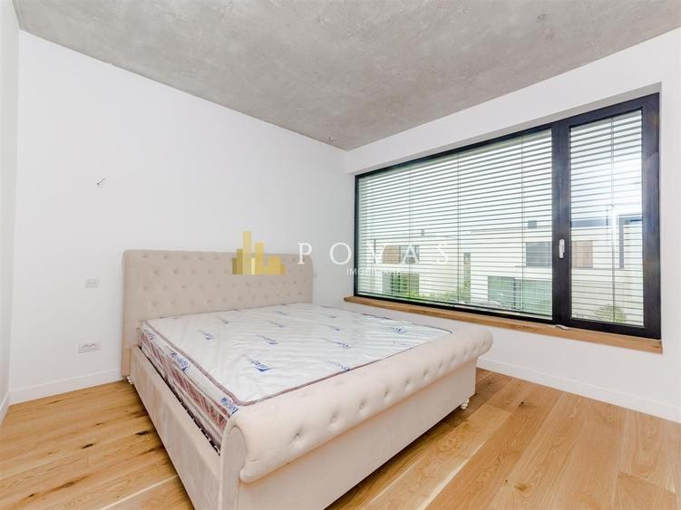 Casă individuală cu 4 camere cu Piscina în Tunari
