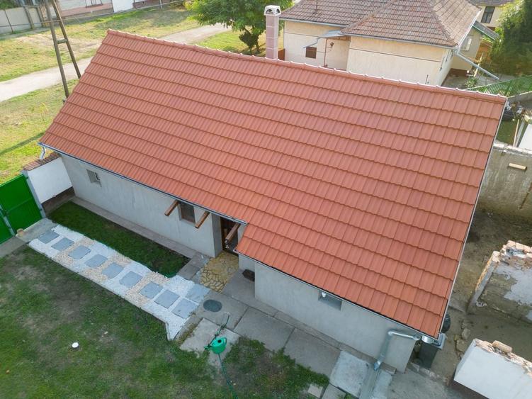 Casă individuală cu 3 camere cu Canalizare în Turnu