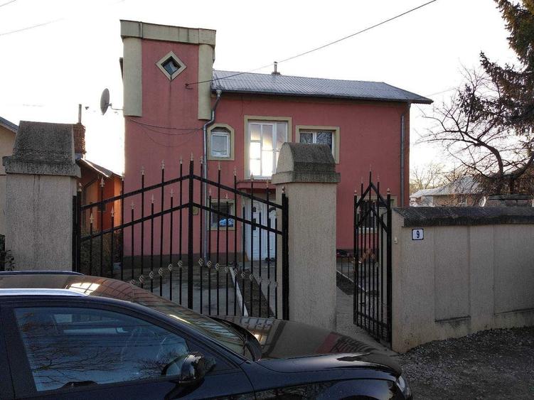 Casă cu 2 camere cu Teren 300 Mp în Bolintin-Deal