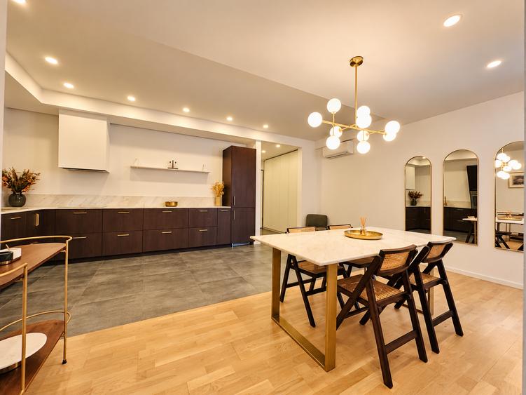 Apartament cu 2 camere decomandat în Polonă