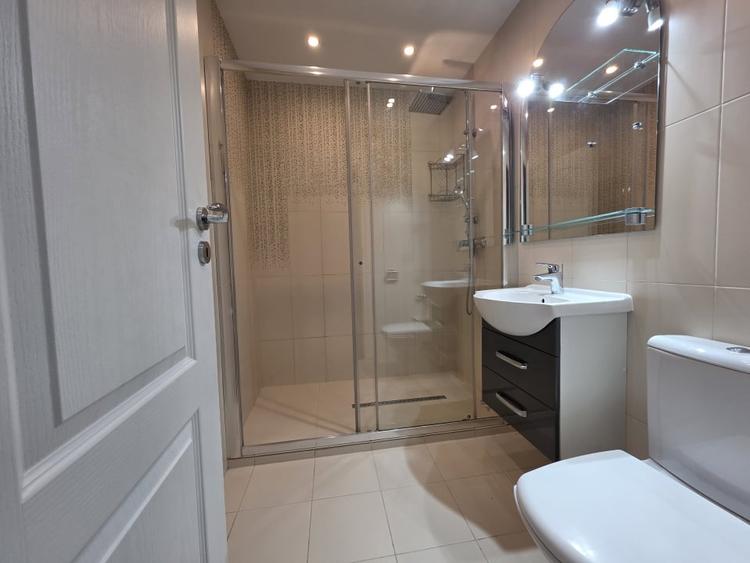 Apartament cu 3 camere decomandat, mobilat în Aviației