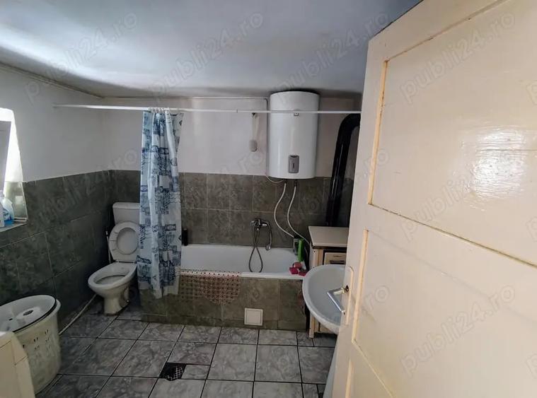 Casă cu 3 camere în Călui