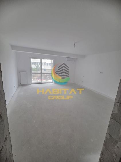 Apartament cu 3 camere decomandat în Berceni