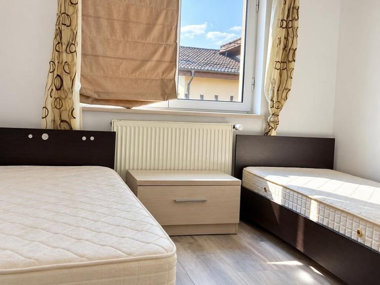Casă individuală cu 3 camere cu Canalizare în Nord