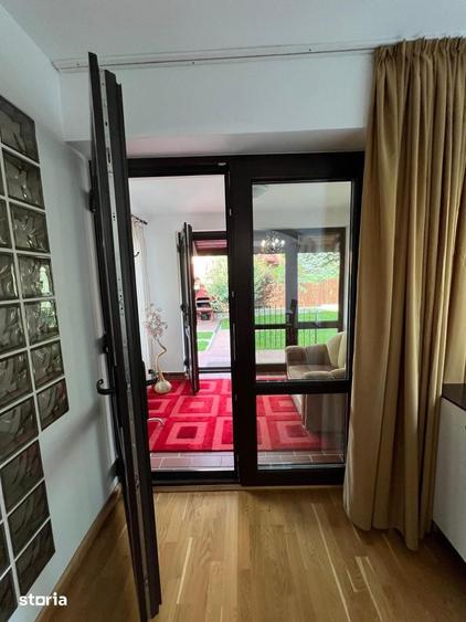 Casă cu 5 camere cu Teren 400 Mp în Bunloc
