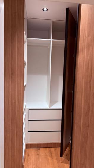 Apartament cu 3 camere decomandat în Pantelimon