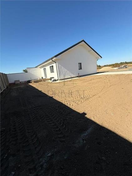 Duplex cu 3 camere cu Teren 370 Mp în Bucovăț (Remetea Mare)