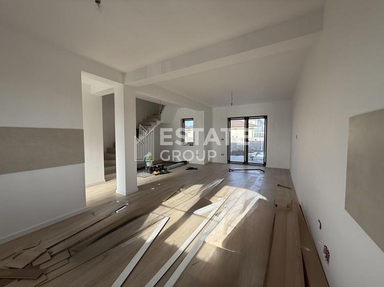 Duplex cu 3 camere cu Canalizare în Moșnița Nouă