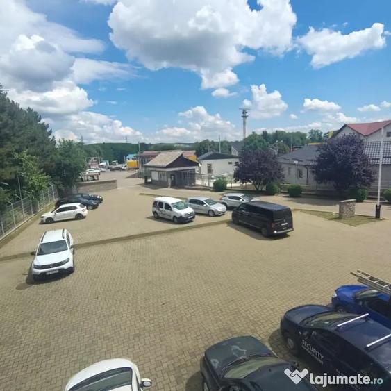 Spațiu comercial, de 965 mp, în Sud