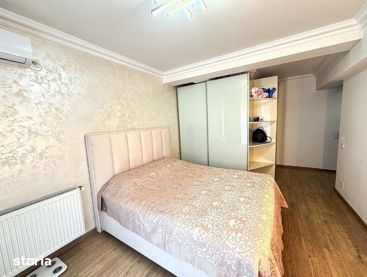 Apartament cu 4 camere în Drumul Taberei
