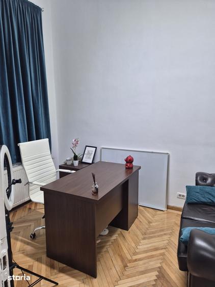 Casă cu 6 camere cu Teren 250 Mp în Unirii