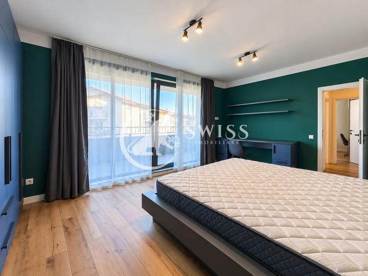 Apartament cu 3 camere semidecomandat, mobilat în Central