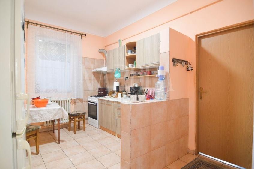 Casă individuală cu 7 camere cu Canalizare în Gheorgheni