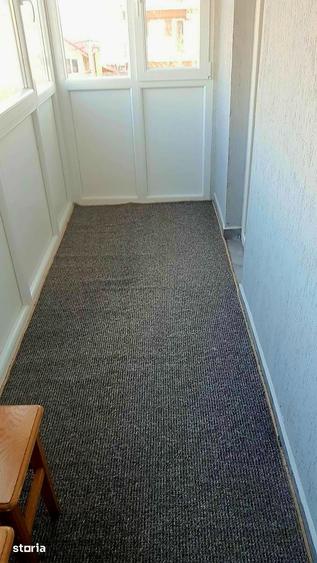 Apartament cu 2 camere decomandat în Titan