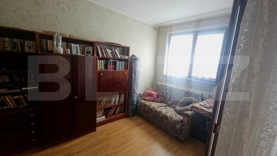 Apartament cu 3 camere decomandat, mobilat în Micro 39