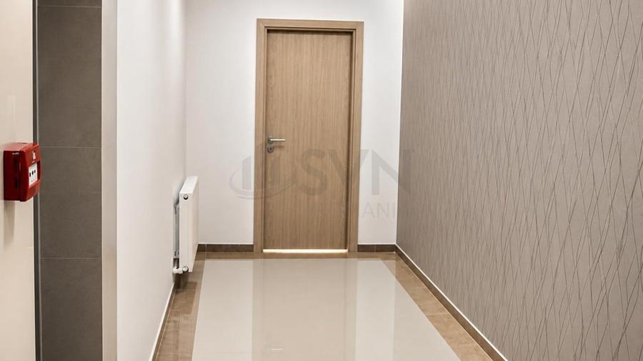 Birou, de 241 mp, în P-ta Presei Libere
