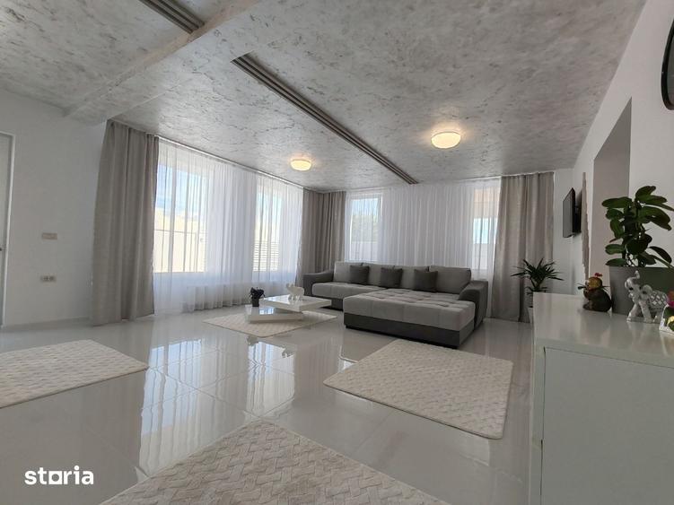 Casă cu 4 camere cu Teren 300 Mp în Craiovei