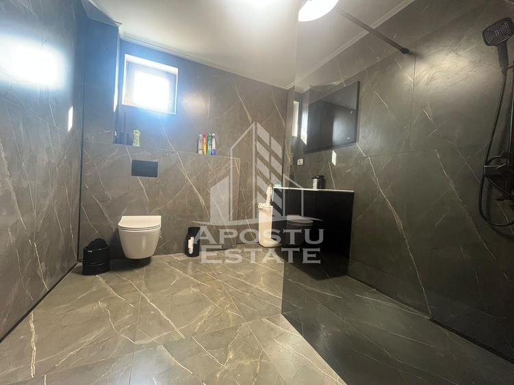 Casă individuală cu 6 camere cu Canalizare în Frumușeni