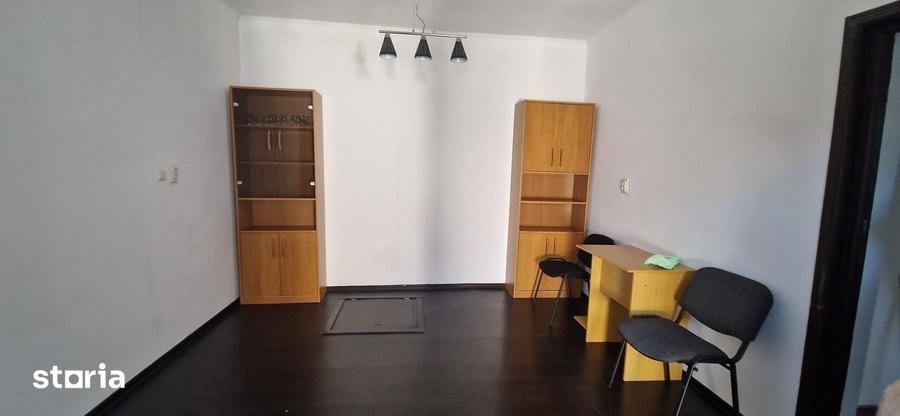 Casă cu 4 camere cu Teren 250 Mp în Ultracentral
