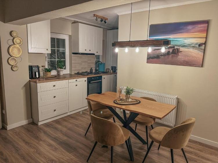 Apartament cu 2 camere decomandat, mobilat în Ultracentral