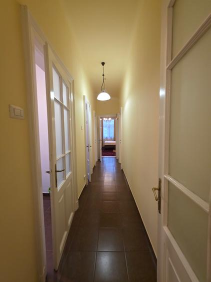 Apartament cu 4 camere în Dorobanți