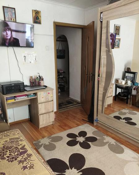 Apartament cu 2 camere decomandat în CET