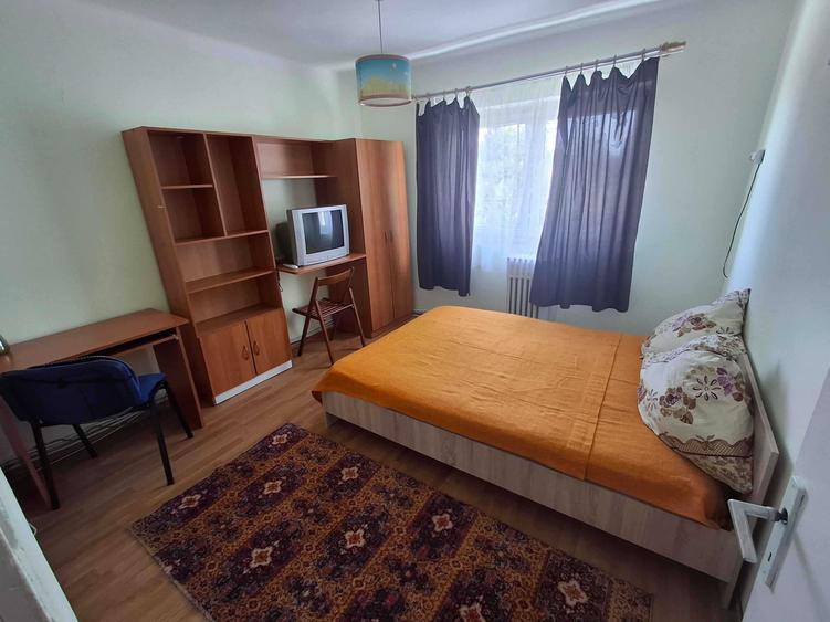 Apartament cu 2 camere decomandat în Gruia