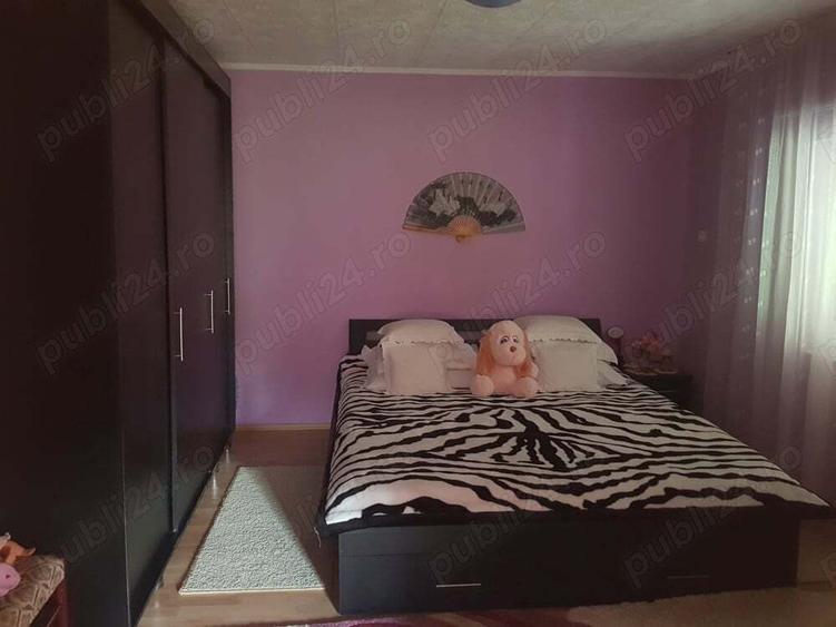 Casă cu 5 camere cu Teren 643 Mp în Poieni