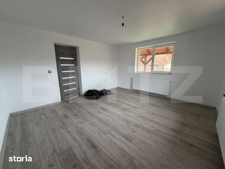 Casă cu 3 camere cu Teren 1000 Mp în Ciupercenii Noi