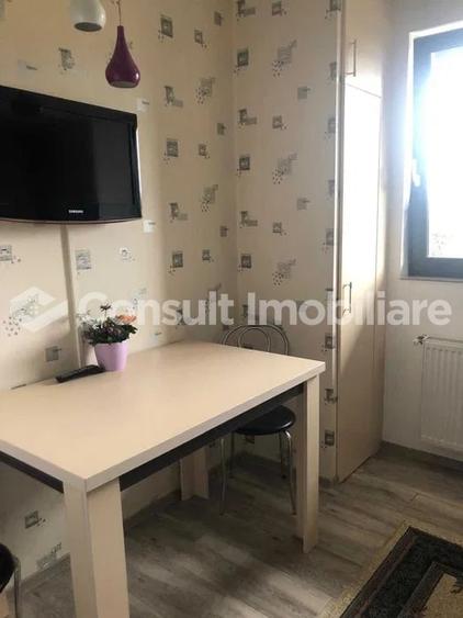 Apartament cu 2 camere decomandat în Borhanci
