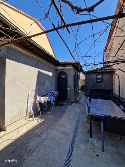 Casă cu 3 camere cu Teren 200 Mp în Central