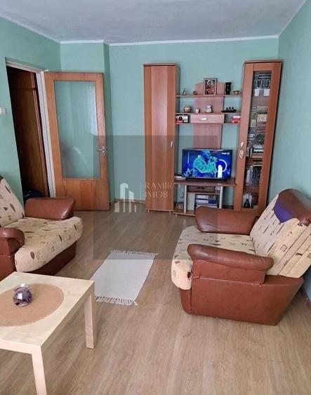 Garsonieră decomandată în Rahova