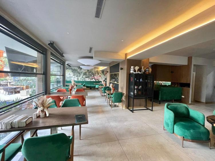 Spațiu comercial, de 200 mp, în Pipera