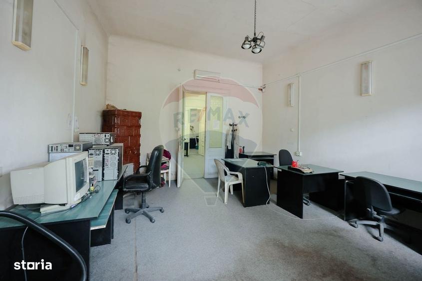 Apartament cu 3 camere în Ultracentral