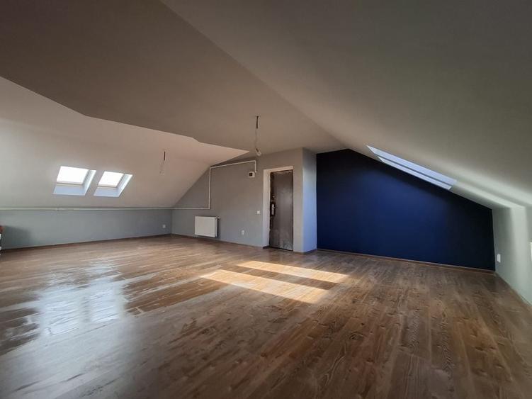 Apartament cu 2 camere semidecomandat în Florești