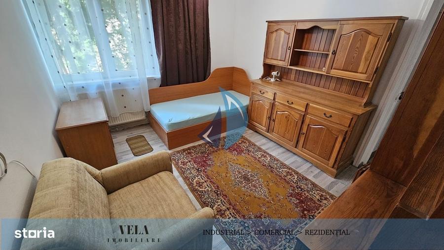 Apartament cu 3 camere decomandat în 7 Noiembrie