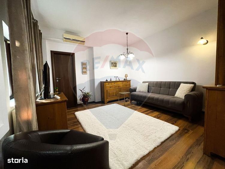 Casă cu 3 camere cu Teren 100 Mp în Far