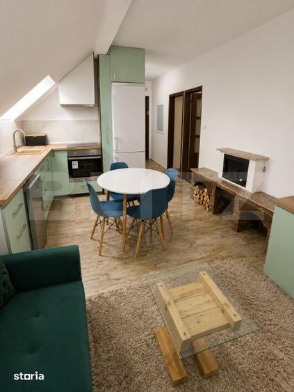 Apartament cu 3 camere în Plopi