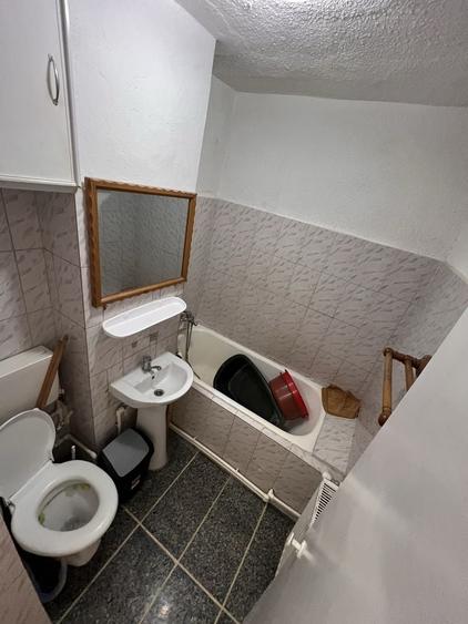 Garsonieră decomandată în Exterior Vest