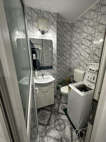Apartament cu 3 camere în Prundu