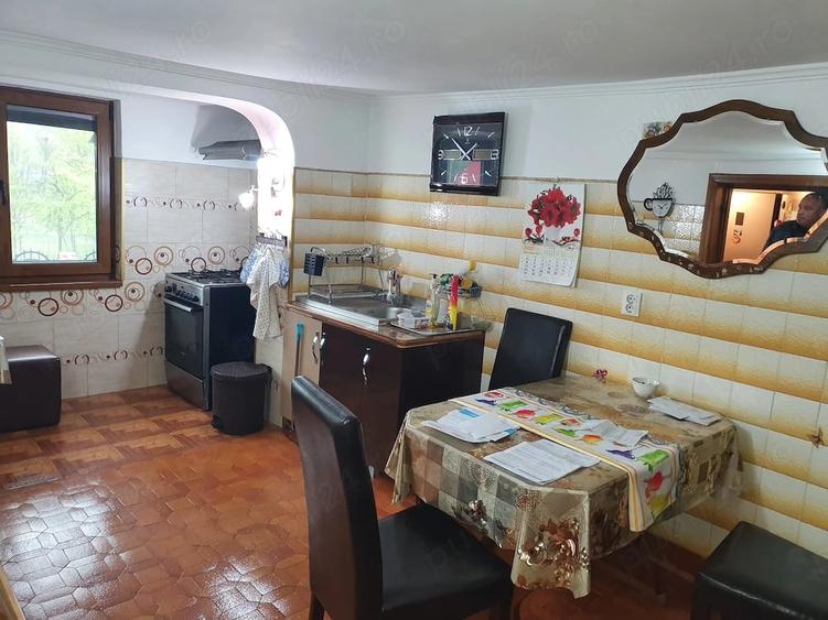 Casă cu Teren 520 Mp în Vlădești