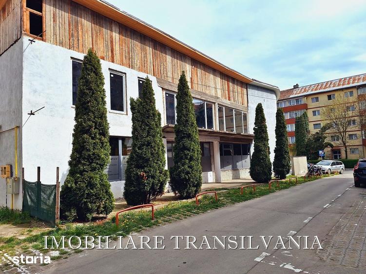 Spațiu comercial, de 650 mp, în Independenței